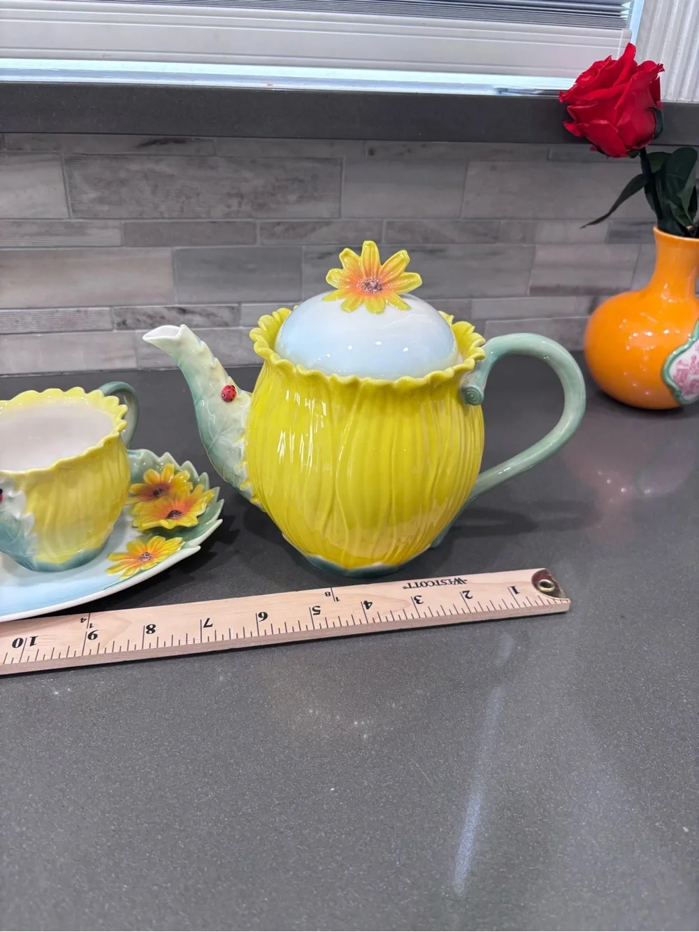 Sorelle Yellow Sunflower and ladybug Porcelain 3d Tea Set. Rare